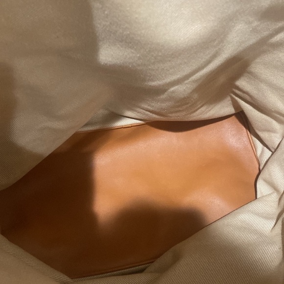 **SALE**Salvatore Ferragamo Gorgeous Tiger Tote - Picture 6 of 7